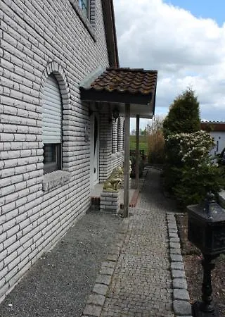 Holiday home Monteurzimmer Ausma Boen 1 - Vakantiewoning De Gouden Droom Bunde (Lower Saxony)