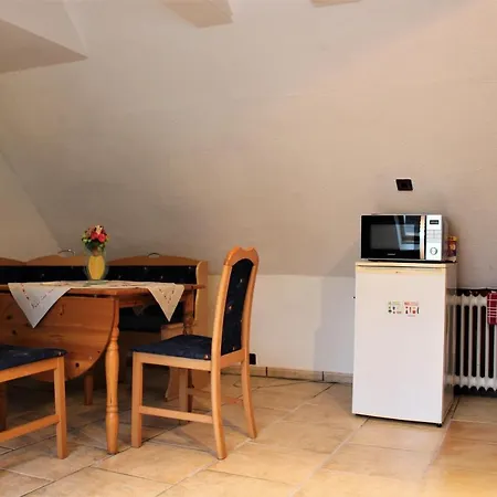 Holiday home Monteurzimmer Ausma Boen 1 - Vakantiewoning De Gouden Droom *